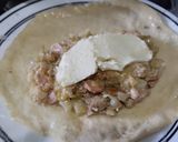 Foto del paso 8 de la receta: Empanadas🥟 xl de atún🥙 salchicha🍗pollo🌰cebolla y queso🧀