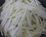 Foto del paso 1 de la receta: Chorrillana de pollo