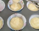 A picture of step 3 of Cream Cup Cakes 🧁🧁.