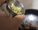 A picture of step 2 of Homemade Chai Masala.