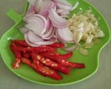 Foto langkah ke 2 dari resep Tumis sayur sederhana.