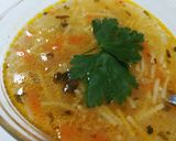 صورة لخطوة 3 من وصفة شوربة شعيرية و جزر 🥘 سهلة سريعة و خفيفة