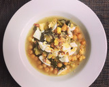 Foto del paso 4 de la receta: Garbanzos con acelgas, y con chorizo