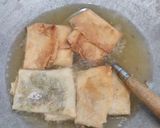 Foto langkah ke 4 dari resep Martabak Telur Kulit Lumpia Isi Kornet Kari.