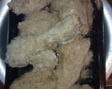 A picture of step 4 of Fried spaghetti with coated chicken.