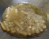 Foto langkah ke 2 dari resep Tumis tahu tempe & bunga bawang.