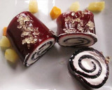 Foto del paso 8 de la receta: Gelatina "rollo de frutos rojos"