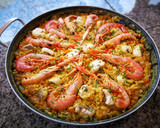 Foto del paso 13 de la receta: Paella con marisco y rape a la cúrcuma
