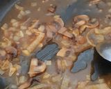 Foto langkah ke 6 dari resep Chicken Mushroom Steak.