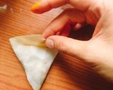 Hình bước làm 3 của món Chả giò mực