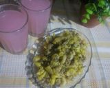 A picture of step 6 of Qeema macroni.