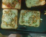 ब्रेड पीज़ा (Bread Pizza recipe in hindi) रेसिपी चरण 4 फोटो