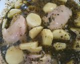 Foto del paso 4 de la receta: Muslos de pollo rehogado en cerveza al verdeo con Roquefort