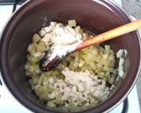 Tejfölös karalábéleves vajgaluskával recept fázis 1 fotója