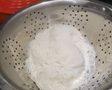 Foto del paso 3 de la receta: Curry de pescado y coco con fideos de arroz