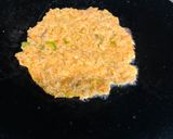 A picture of step 3 of Egg & Soya chilla – 20 Min Protein Breakfast.