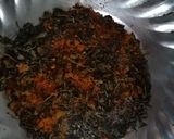 A picture of step 1 of Methi dry fenugreek khakhra.