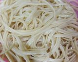 Foto langkah ke 1 dari resep Fettuccine Beef Sausage Carbonara.