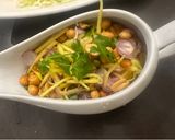 A picture of step 3 of Pla Nim (Nile Tilapia) - with green Mango Salad Thai Style - WOW :P.