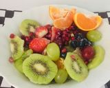 Foto del paso 1 de la receta: Ensalada de Frutas 2021!🍊🥝🍓🍇