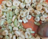 A picture of step 2 of Creamy Fruit Chat..