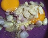 Foto langkah ke 1 dari resep Telur Dadar Sayur.