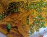 A picture of step 7 of Stuffed Coriander Chilla.