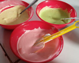 Foto langkah ke 4 dari resep Bolu Rainbow kukus 1 telur.