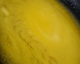Foto langkah ke 2 dari resep Bolu Labu Kuning Kukus.