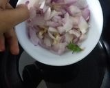 A picture of step 2 of Aloo ki tarkari.