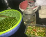 Hình bước làm 3 của món Sung muối chua nhanh
