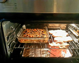 Foto del paso 3 de la receta: Pechuga rebozada, horno + guarnición... patata, cebolla, puerro, zanahoria y pimiento