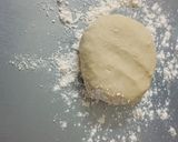 A picture of step 2 of Lasuni paratha.