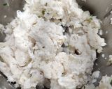 Foto del paso 2 de la receta Albóndigas de merluza en salsa de vino blanco