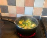 A picture of step 3 of Salmon Pasta & Courgetti.