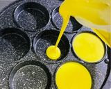 Foto langkah ke 8 dari resep Bika Ambon Mini Kuning Telor Teflon Ala Tintin.