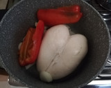 Foto del paso 1 de la receta: Consomé de pollo