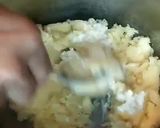 Foto langkah ke 3 dari resep Potato Cheese Bread.
