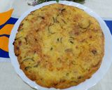 Foto del paso 5 de la receta Tortilla de patatas, calabacin, cebolleta y puerro..