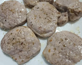 Foto del paso 1 de la receta: Arroz con solomillo ibérico de cerdo