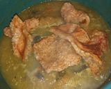 Foto del paso 3 de la receta: Chicharrón en salsa verde con espinacas