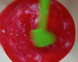 Foto langkah ke 2 dari resep Pudding Susu Merah Putih.