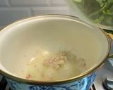 صورة لخطوة 2 من وصفة حساء السبانخ بالأرز والحليب