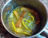Foto del paso 3 de la receta: Pestiños de limón y naranja con Canela infusionada en cítricos