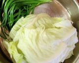 Hình bước làm 2 của món Bắp cải cuộn chả cá hấp