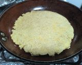 Foto del paso 8 de la receta: Pizza 🍕casera con masa de harina de avena en sartén 🍳