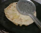 A picture of step 3 of Aloo ka paratha.