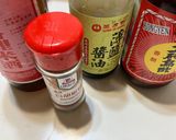 青紅椒炒嫩豆腐雞蛋蝦仁的食譜步驟1照片