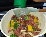 Foto langkah ke 6 dari resep Creamy Menemen Beef (eggless).