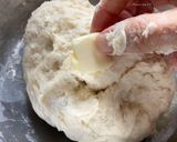 Foto del passaggio 2 della ricetta Paninetti di Natale con noci 🎄